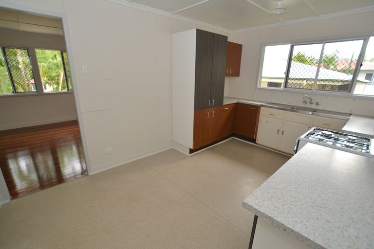 28 Aldren Street, Stafford Heights QLD 4053, Image 1