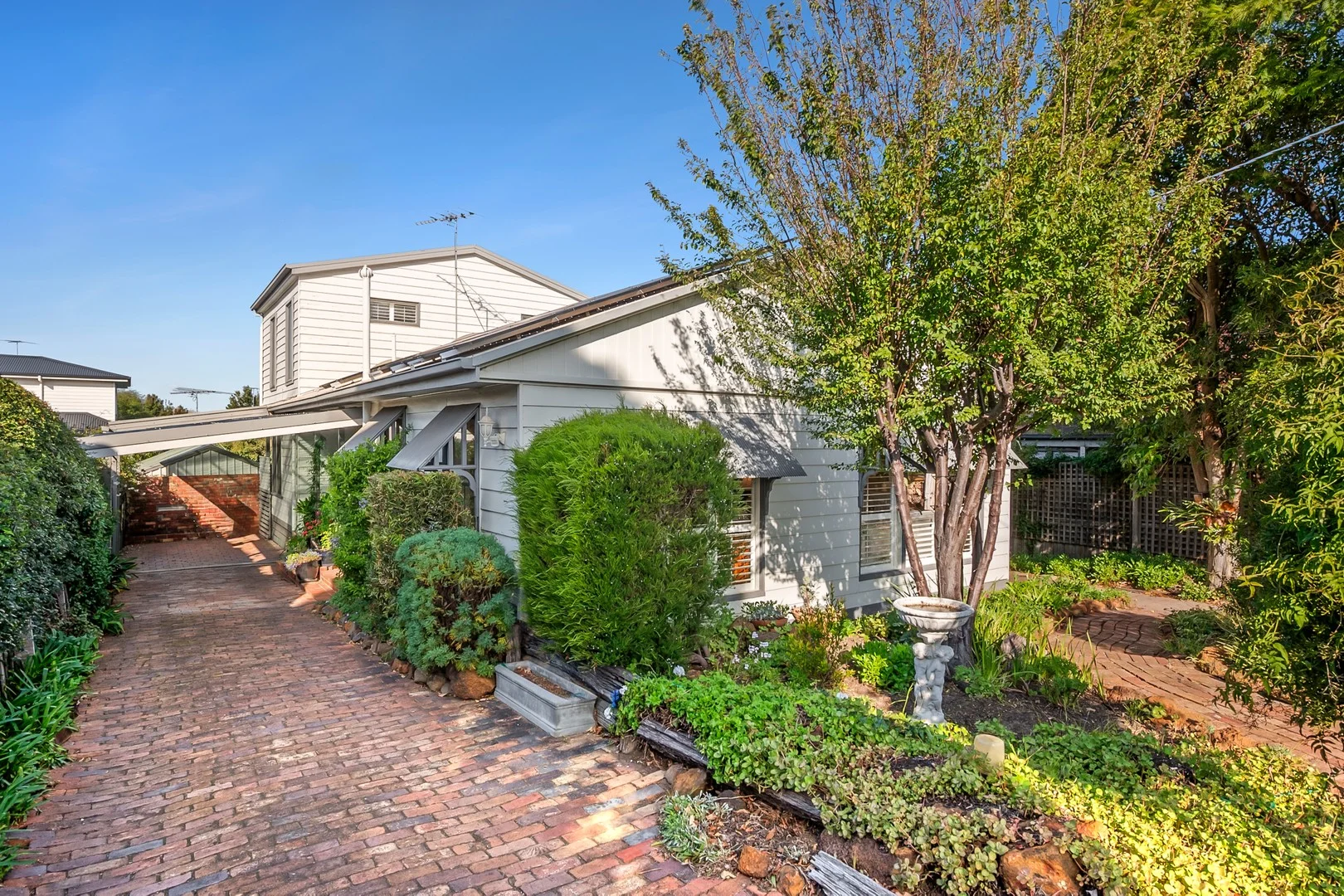 166 Minerva Road, Manifold Heights VIC 3218