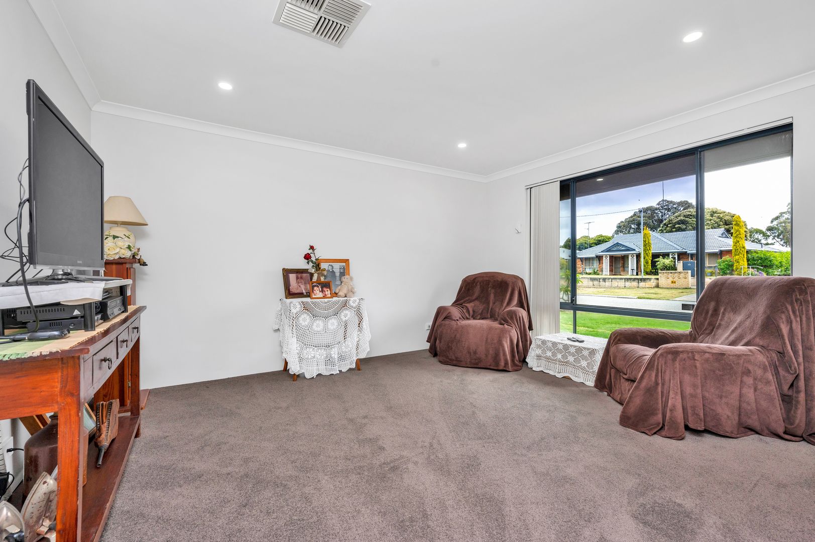 46 Casula Avenue, Coodanup WA 6210, Image 2