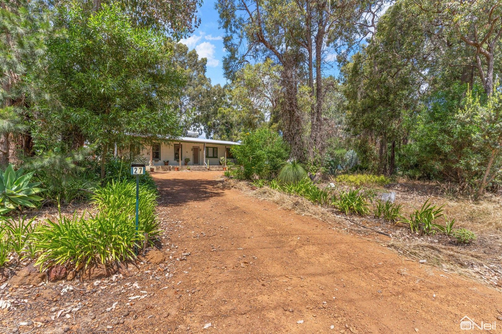 27 Northward Road, Roleystone WA 6111, Image 0