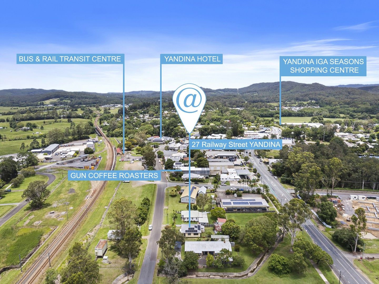 2 bedrooms House in 27 Railway Street YANDINA QLD, 4561