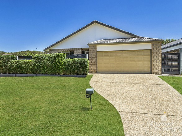 2/13 Sandhurst Crescent, Upper Coomera QLD 4209