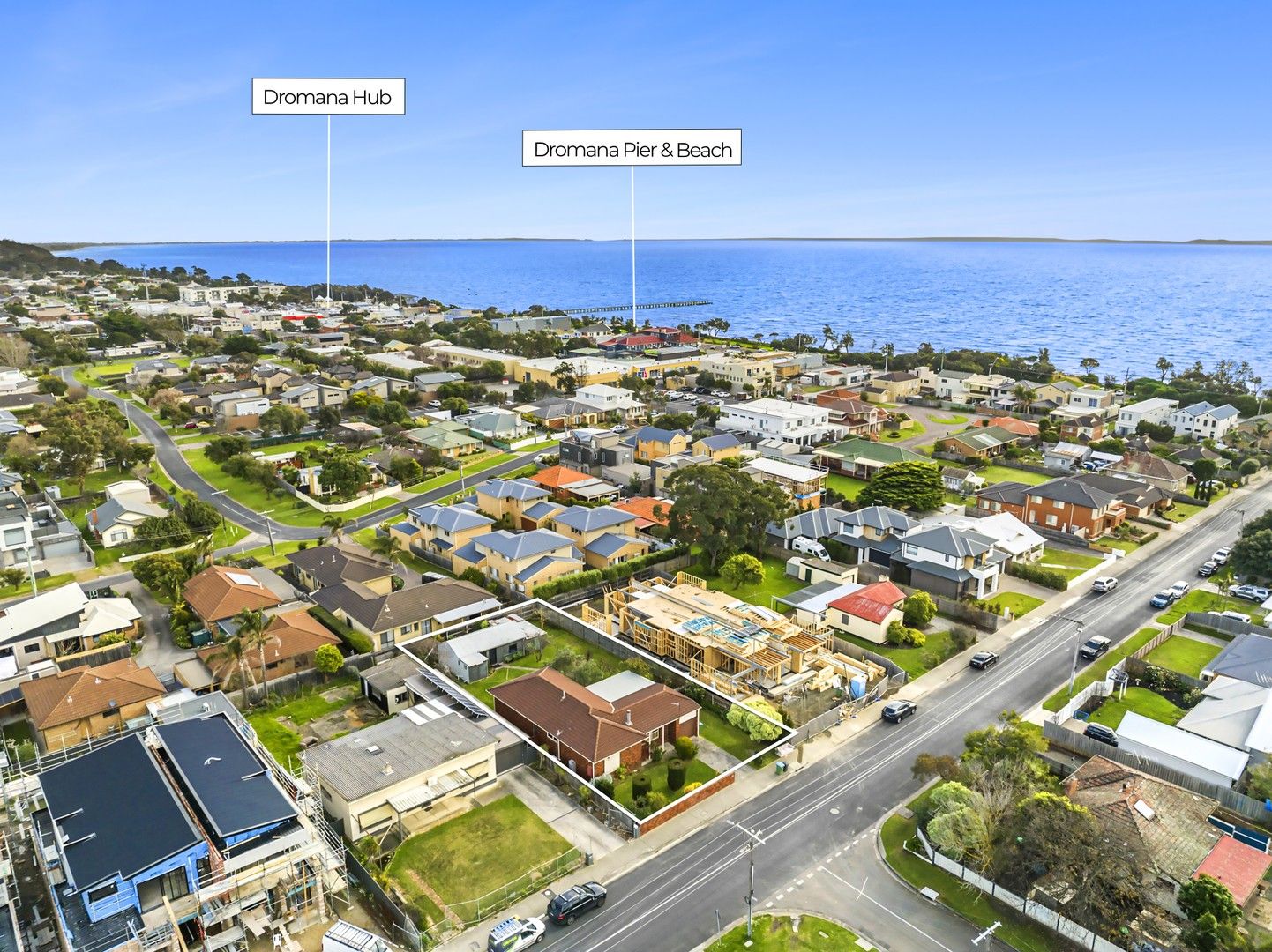 5 bedrooms House in 18 Kangerong Avenue DROMANA VIC, 3936