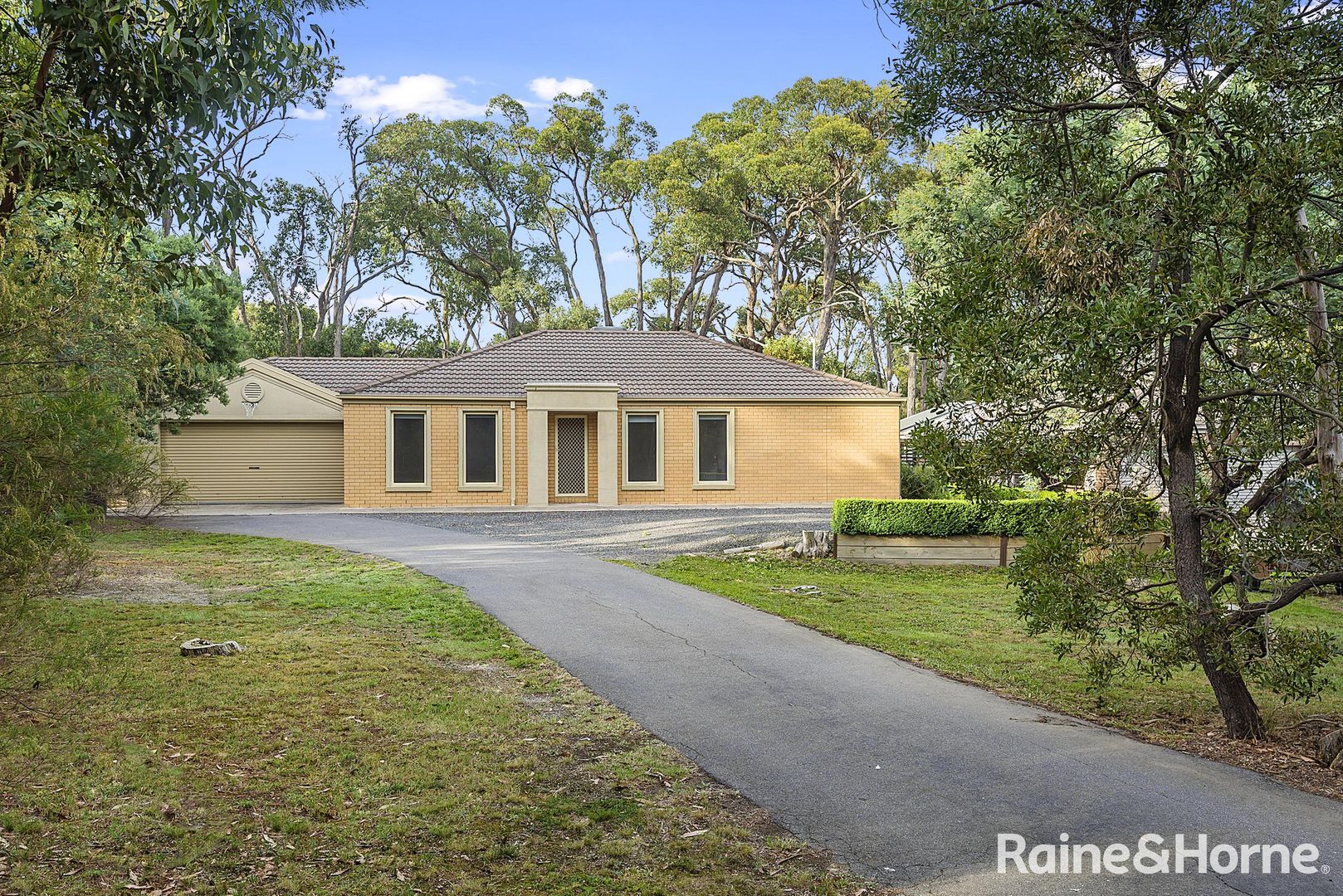 59 Leared Drive, Kyneton VIC 3444, Image 2