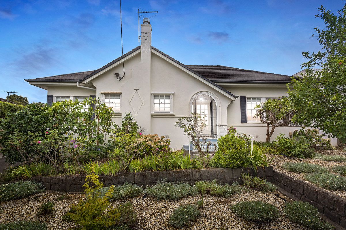 Sold 1/577 Whitehorse Road, Surrey Hills VIC 3127 on 09 May 2023 2018328214 Domain