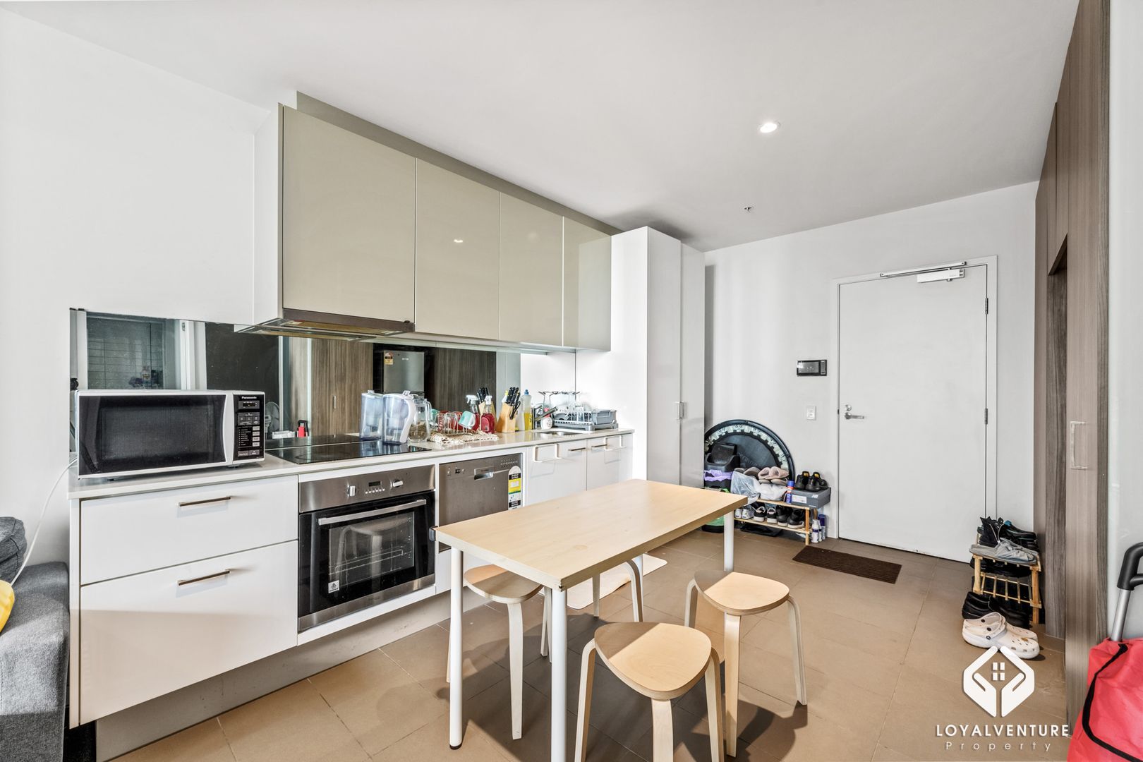 3701/220 Spencer St, Melbourne VIC 3000, Image 2