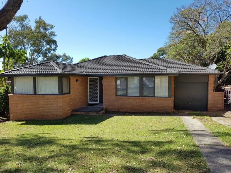 63 Manooka Crescent, Bradbury NSW 2560, Image 0