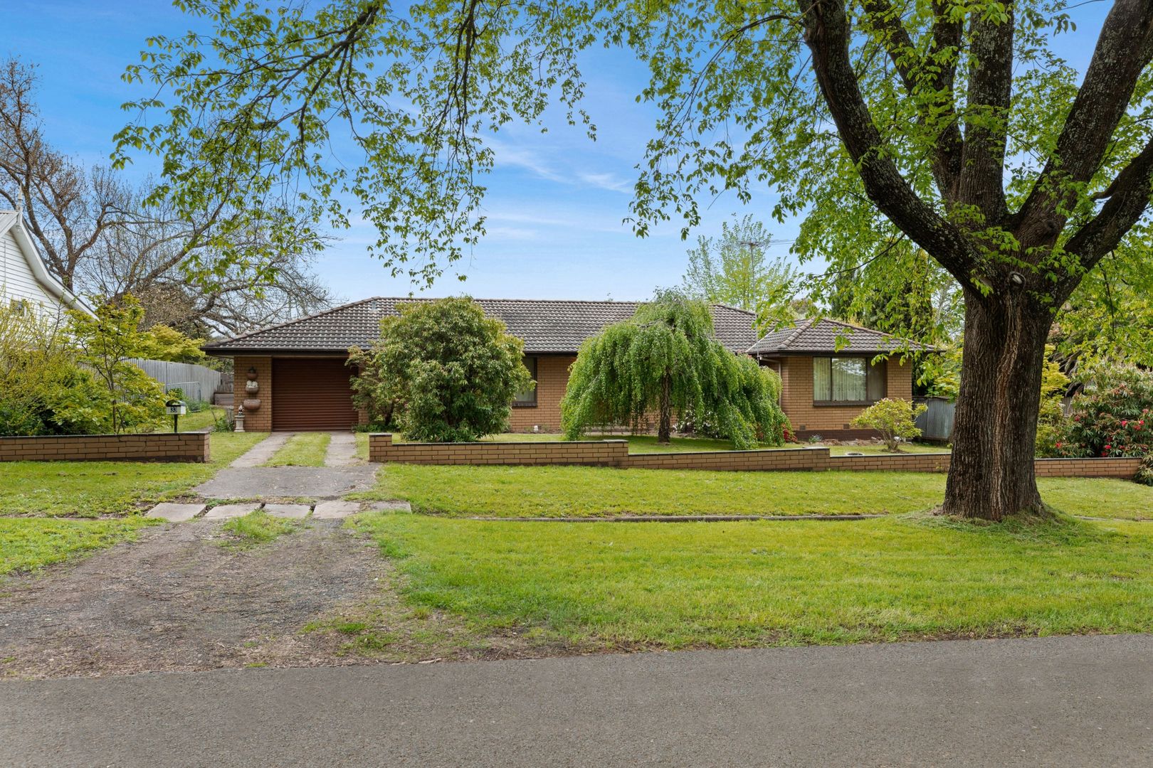 Sold 33 Raglan St, Lancefield VIC 3435 on 06 Oct 2023 2018192069 Domain