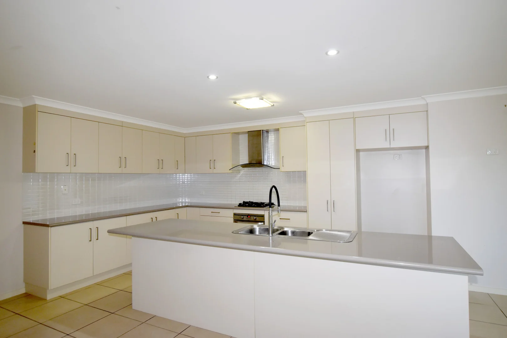 Additional image 5 of 16 Bottlebrush Drive, Kirkwood QLD 4680