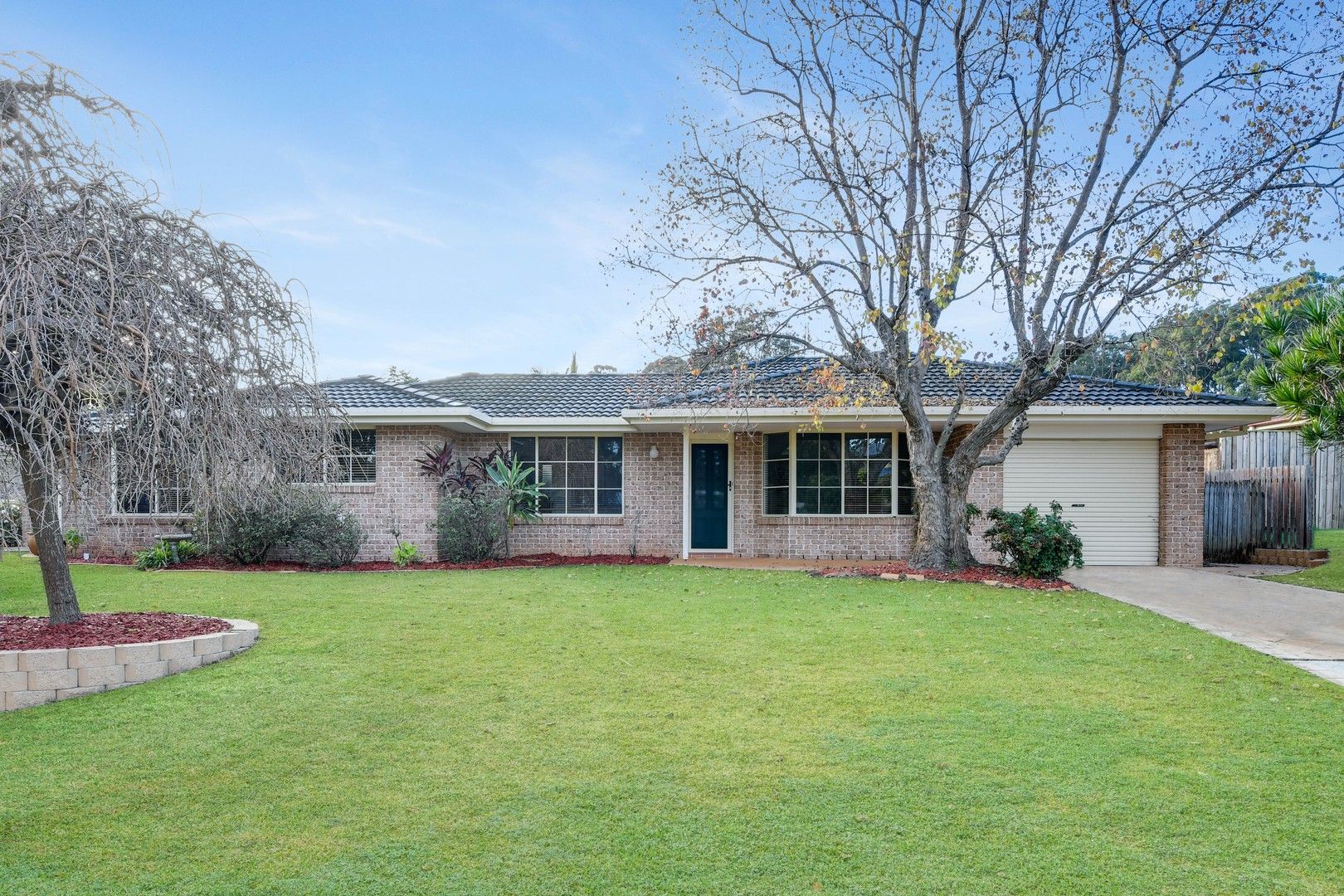 3 bedrooms Villa in 2/1 Curlew Close PORT MACQUARIE NSW, 2444