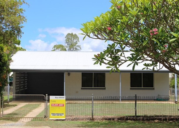 12 Martin Avenue, Mareeba QLD 4880