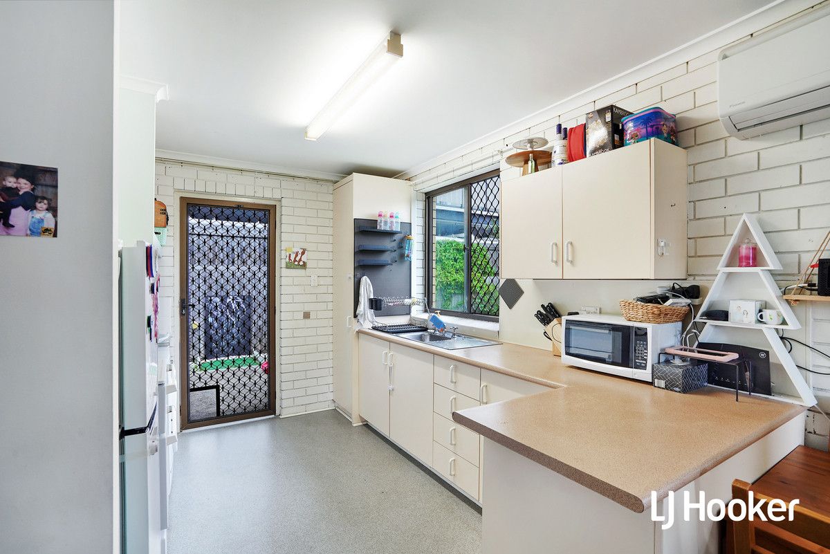 1,2,3/88 Hornibrook Esplanade, Clontarf QLD 4019, Image 2