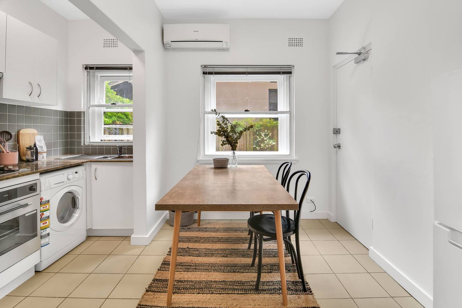 2/10a Yeo Street, Neutral Bay NSW 2089, Image 2