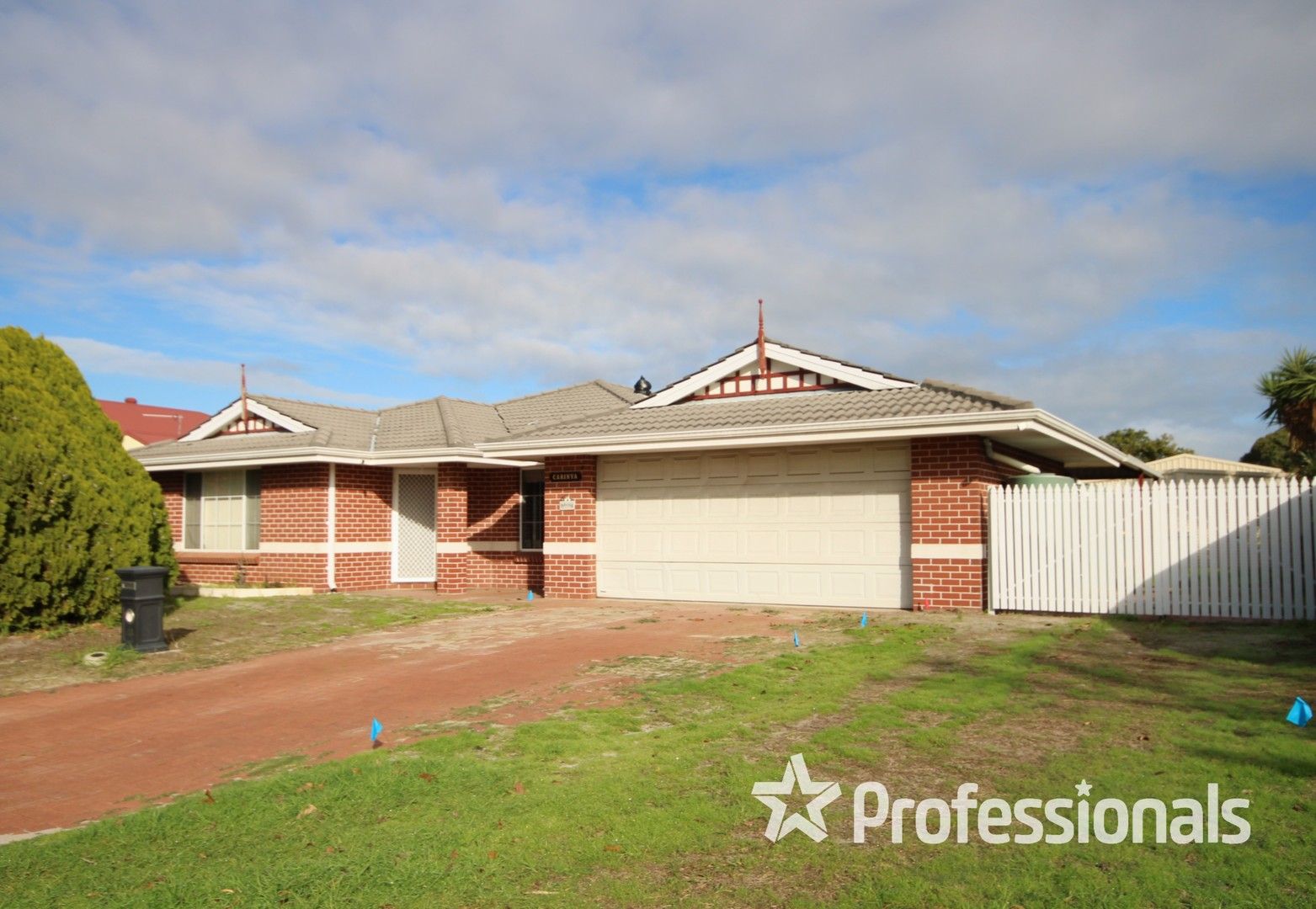 4 bedrooms House in 13 Barton Drive AUSTRALIND WA, 6233