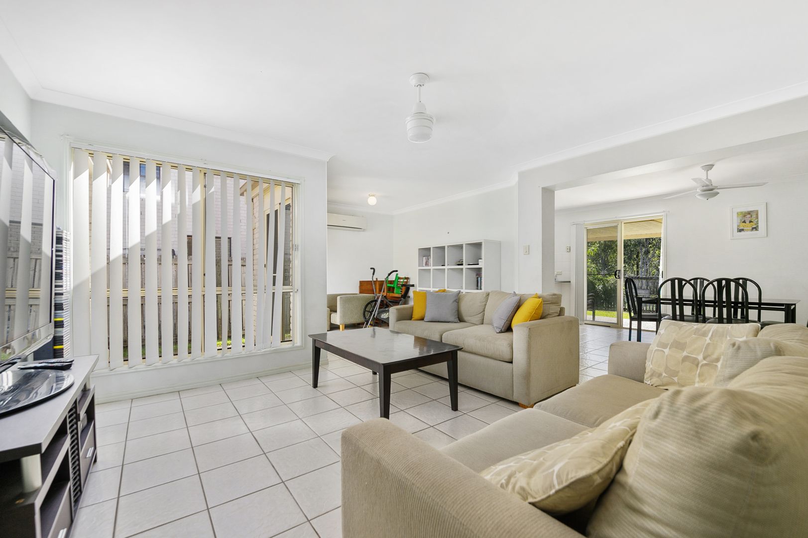 24 Allenby Drive, Meadowbrook QLD 4131, Image 2