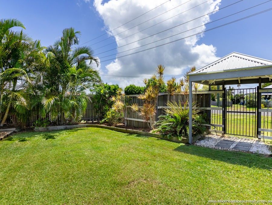 4 Moore Street, Elliott Heads QLD 4670, Image 2