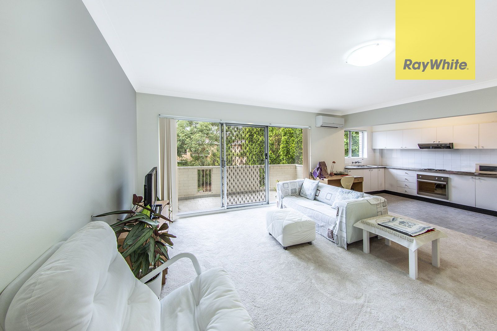 2 bedrooms Apartment / Unit / Flat in 26/10-12 Thomas Street PARRAMATTA NSW, 2150