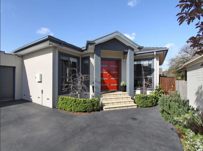 2/12 Madeleine Road, Clayton VIC 3168, Image 0