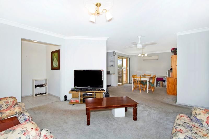 1/14 Armidale St, The Entrance NSW 2261, Image 2