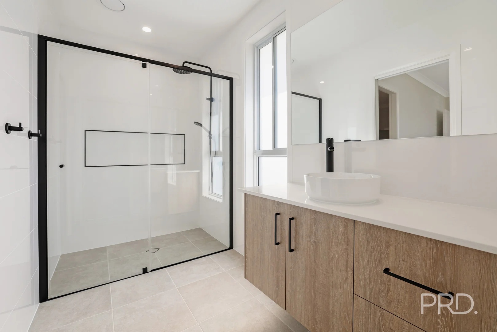 Additional image 7 of 8 Crested Avenue, Tamworth NSW 2340
