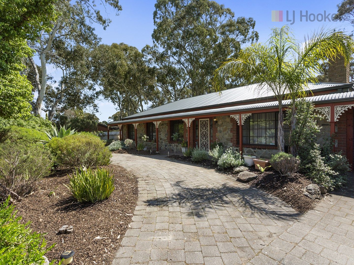 33 Sunnymeade Drive, Aberfoyle Park SA 5159, Image 0