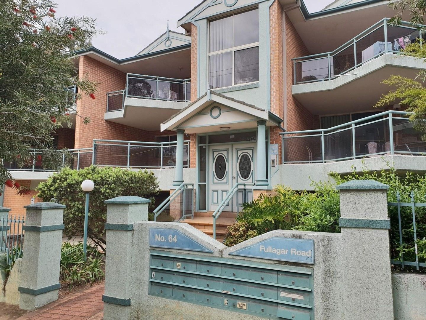 2 bedrooms Apartment / Unit / Flat in 9/64 Fullagar Road WENTWORTHVILLE NSW, 2145