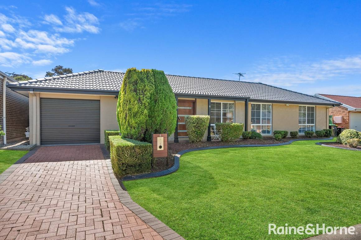 Picture of 6 & 6A Byron Bay Close, HOXTON PARK NSW 2171