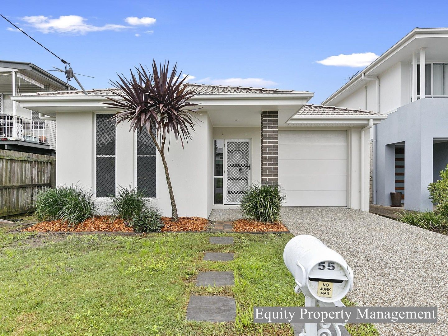 4 bedrooms House in 55 Grosvenor Terrace DECEPTION BAY QLD, 4508