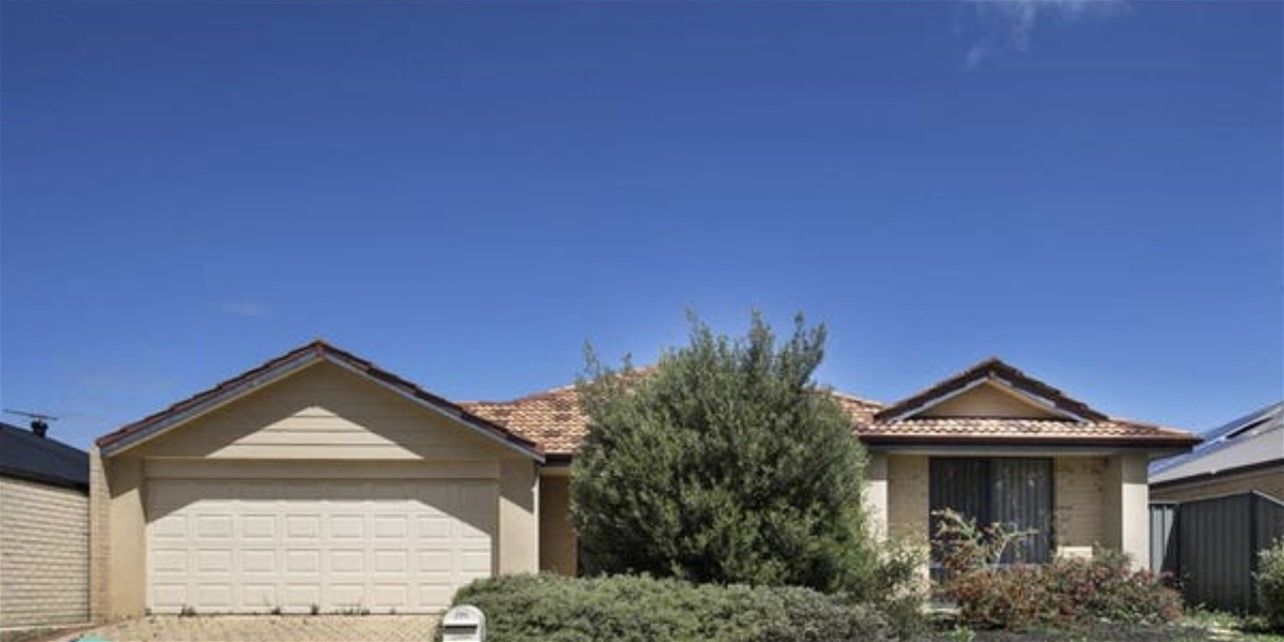 4 bedrooms House in 21 Karridale Loop BALDIVIS WA, 6171