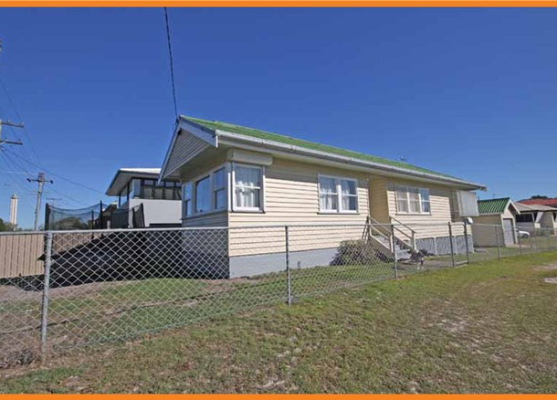 24 The Parkway , Aroona QLD 4551