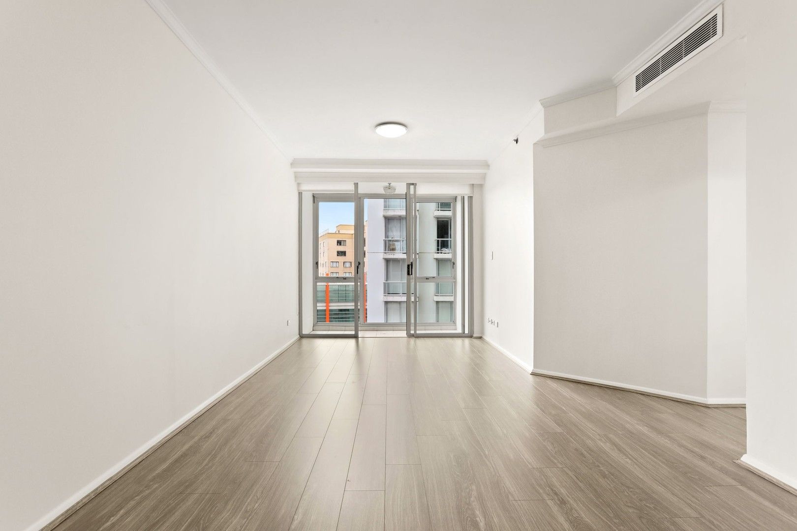2 bedrooms Apartment / Unit / Flat in 33/515 Kent Street SYDNEY NSW, 2000