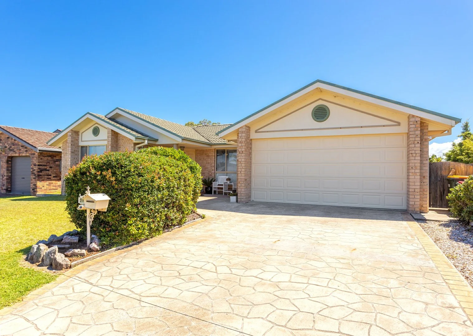 29 Pryor Crescent, Old Bar NSW 2430