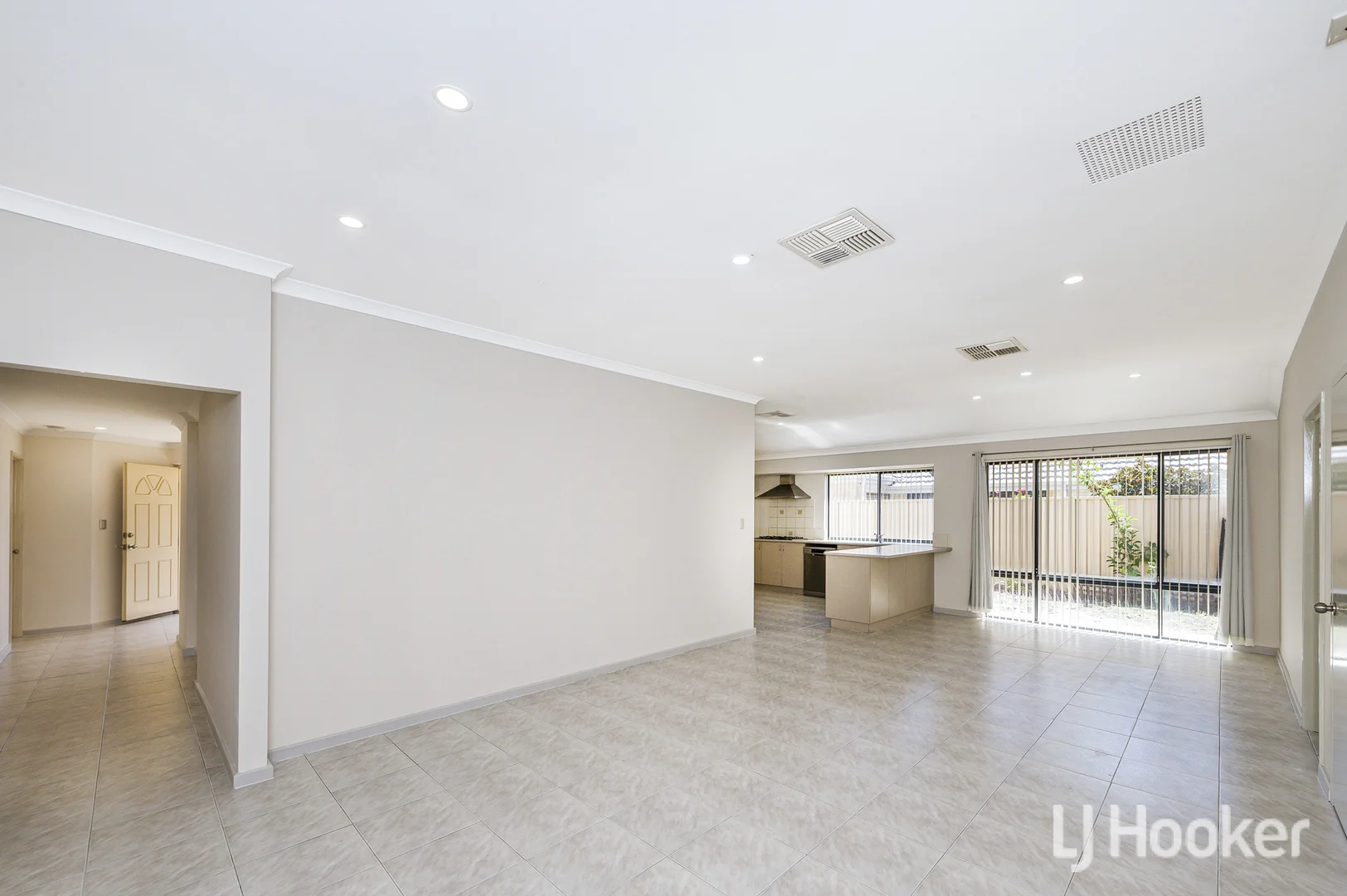 Additional image 7 of 16 Marginata Parkway, Canning Vale WA 6155
