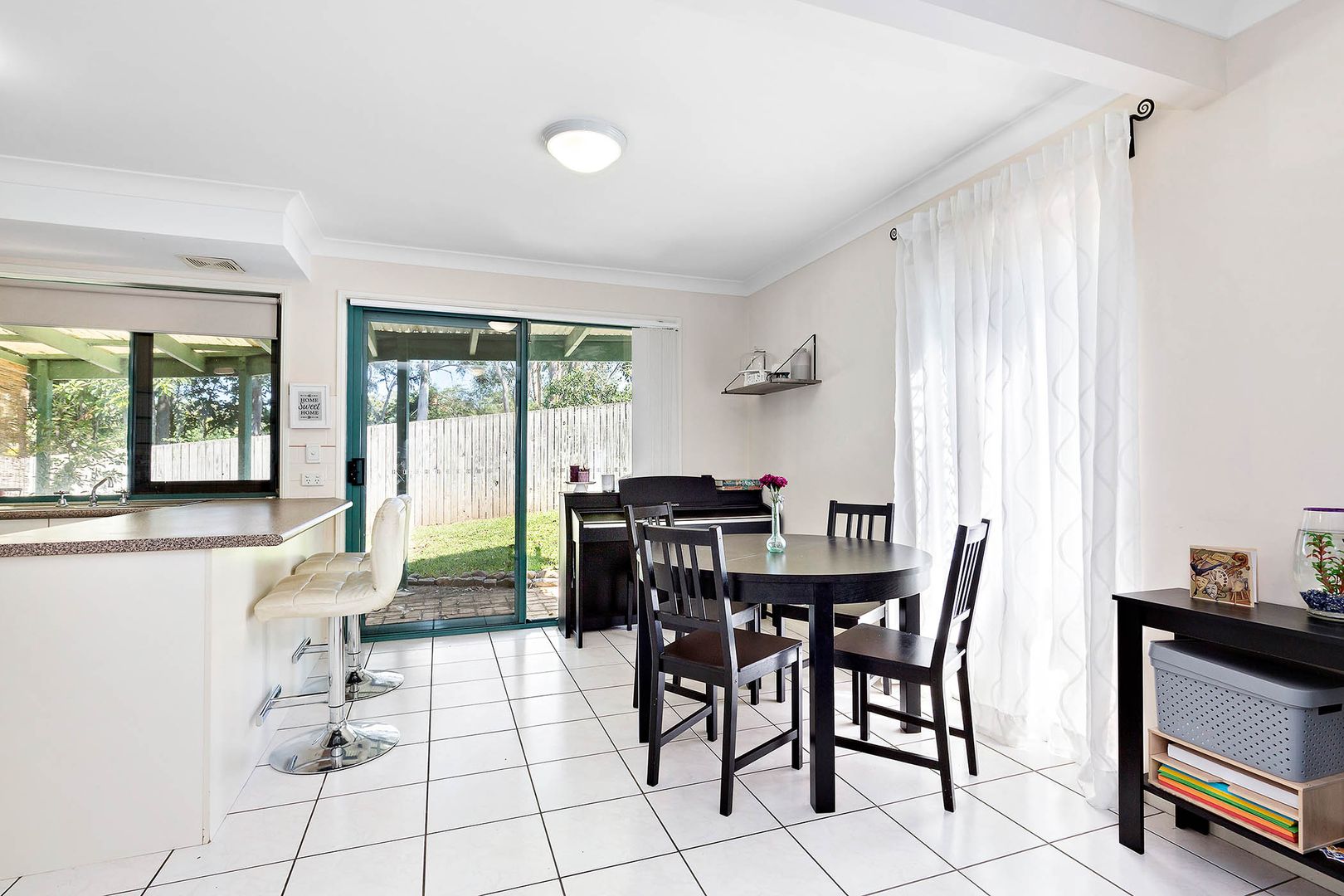 11/96 Marshall Road, Holland Park West QLD 4121, Image 1
