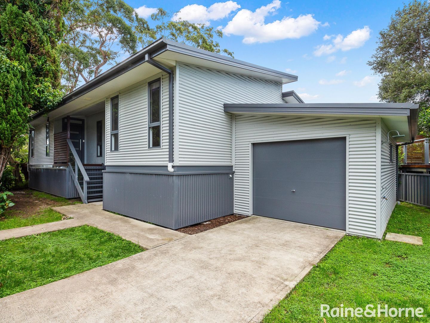 21A & 21B Oak Avenue, Lake Tabourie NSW 2539 Domain