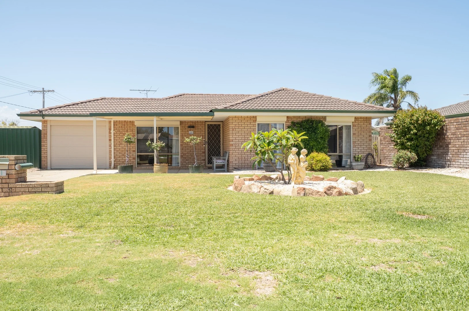 Primary image of 1 Nandi Court, Waikiki WA 6169