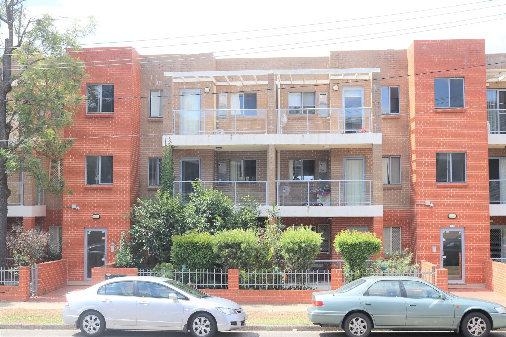 2 bedrooms Apartment / Unit / Flat in 2/154 Bridge Road WESTMEAD NSW, 2145