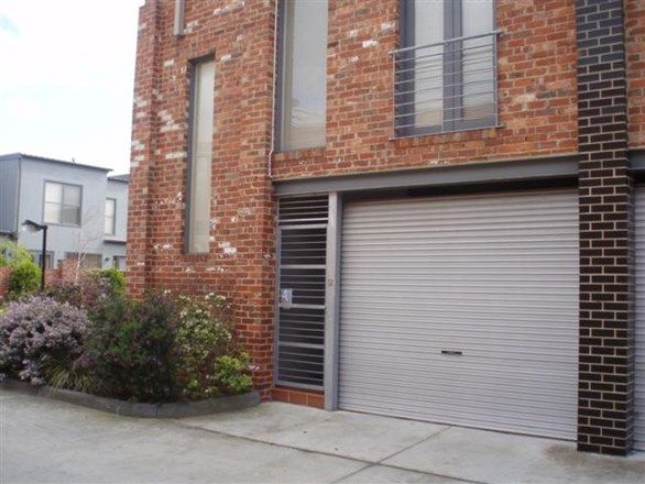 3 bedrooms Apartment / Unit / Flat in 12 Rope Walk BRUNSWICK VIC, 3056