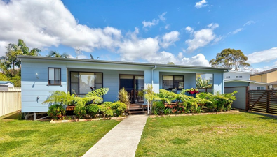 Picture of 1a Honeysuckle Place, MYLESTOM NSW 2454