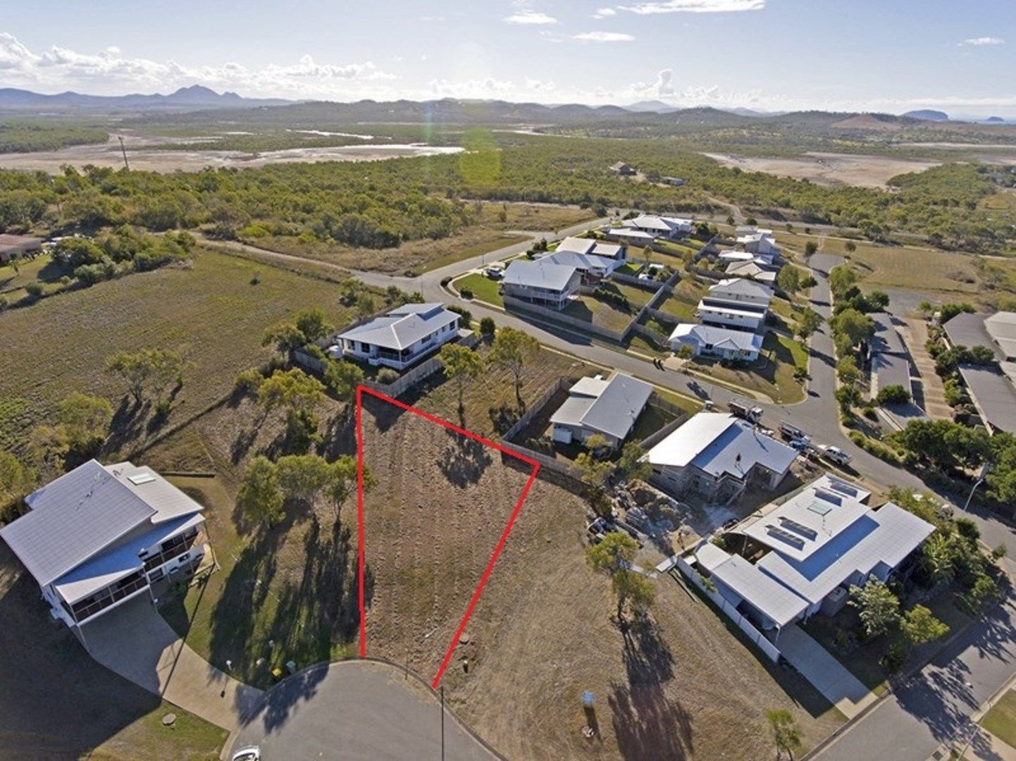 6 Hillside Court Zilzie QLD 4710 Domain