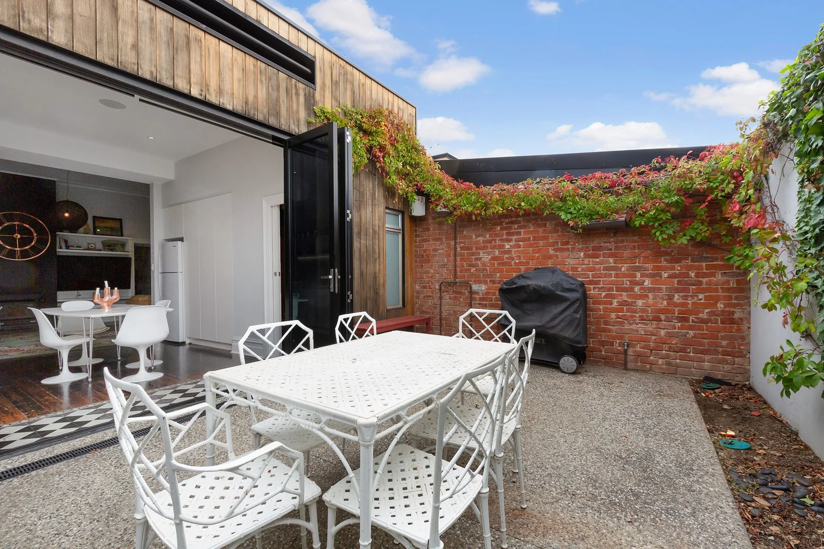 230 Seaview Road, Henley Beach South SA 5022