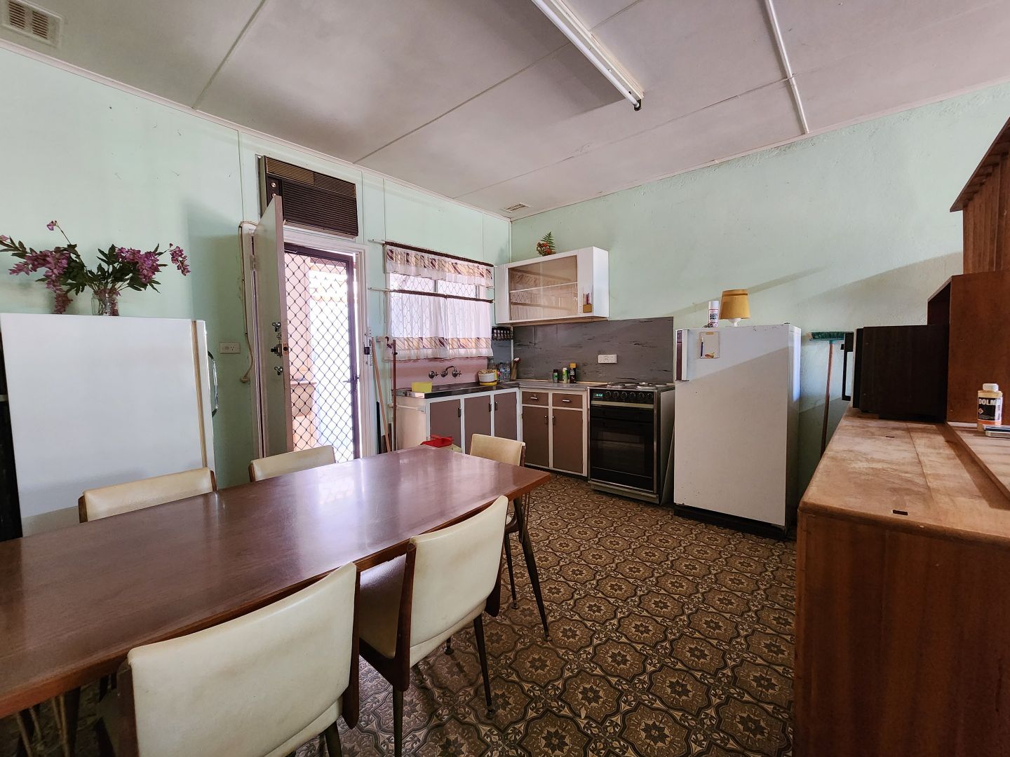 10 Saw Street, Carnarvon WA 6701, Image 1