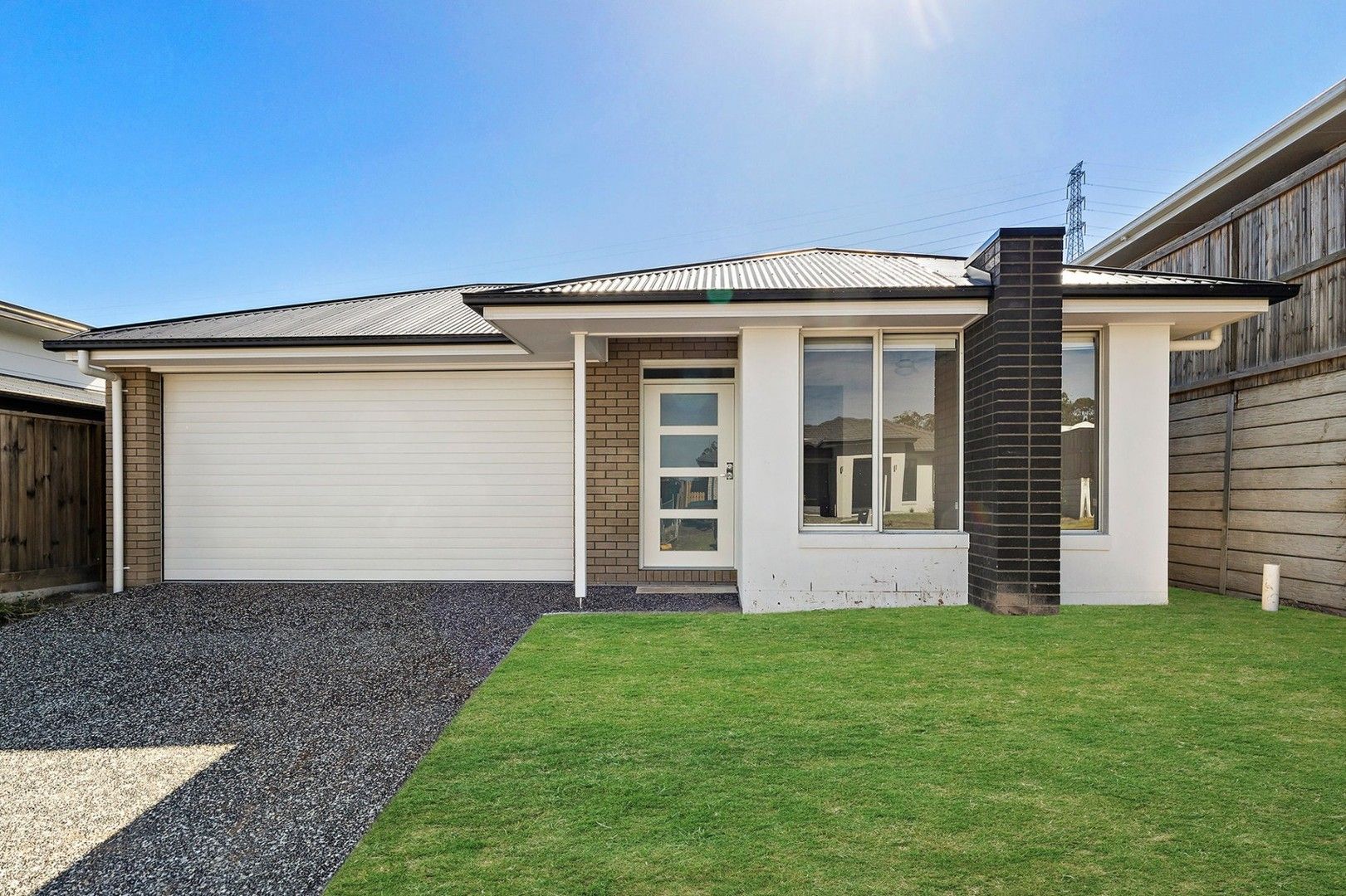 4 bedrooms House in 72 Carnarvon Street YARRABILBA QLD, 4207