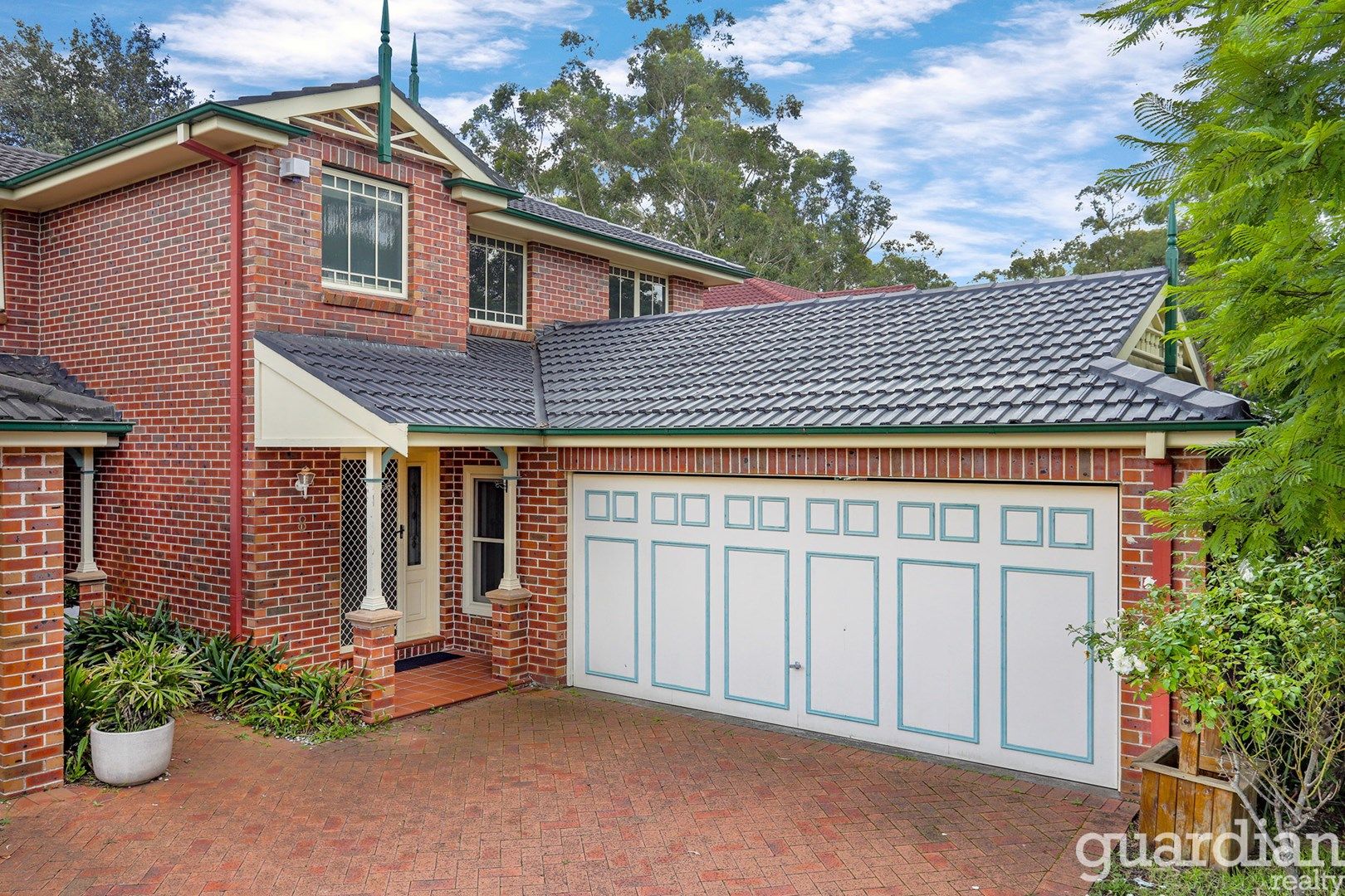 3 bedrooms House in 8 Bellenden Place DURAL NSW, 2158