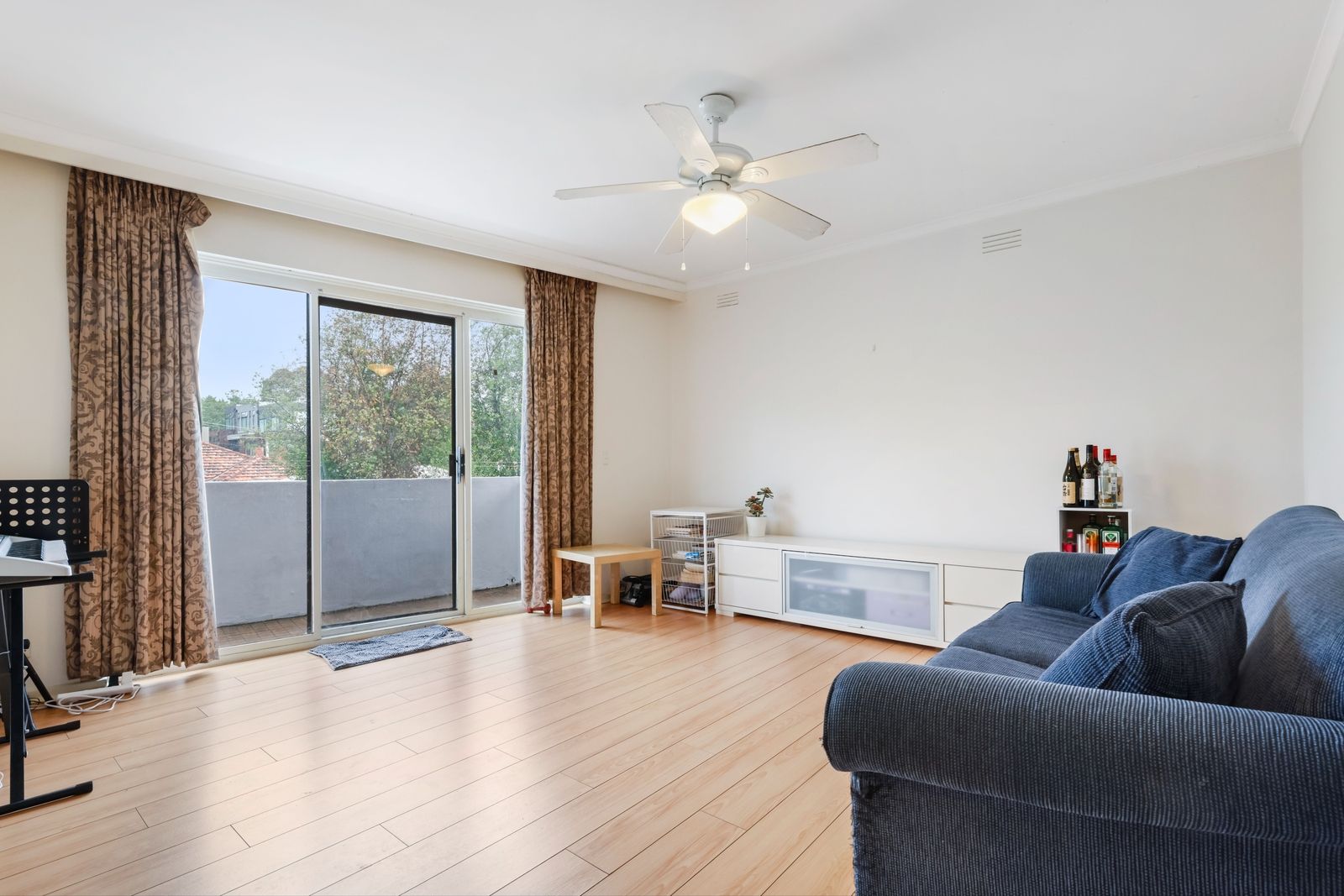 4/18 Harrow Street, Box Hill VIC 3128, Image 1