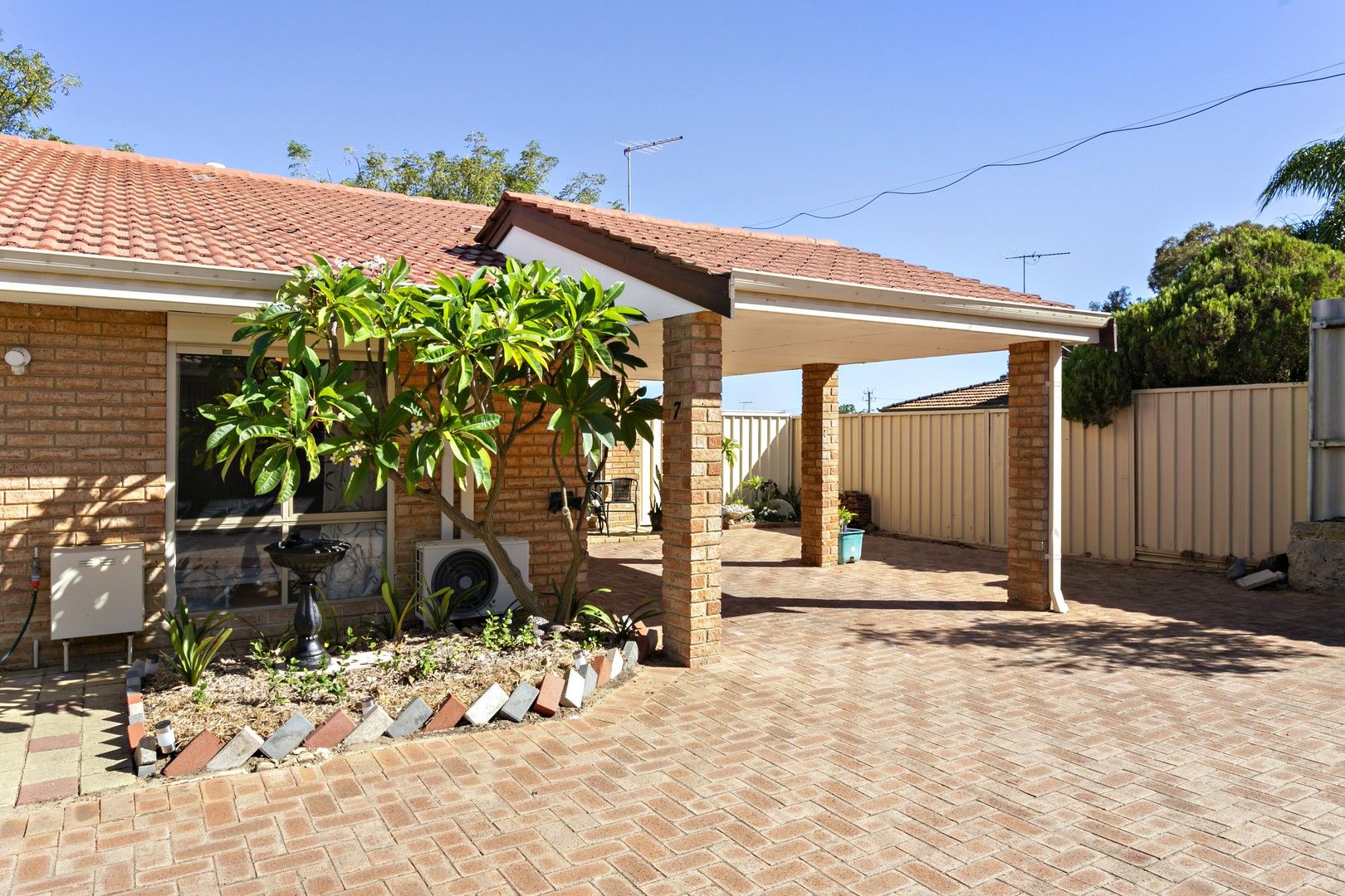 7/4 Edeline Street, Spearwood WA 6163, Image 2