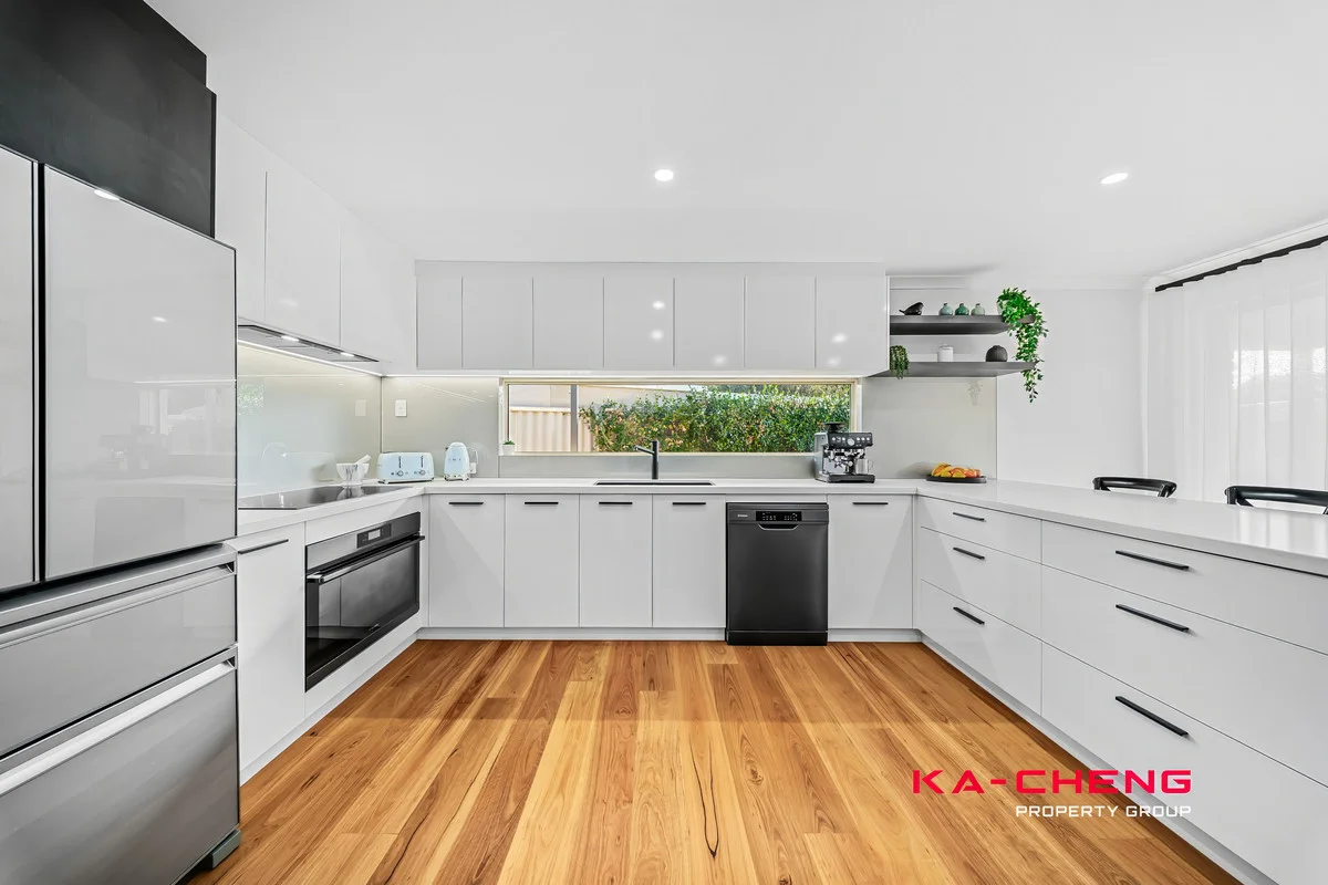 17B Collins Court, Morley WA 6062