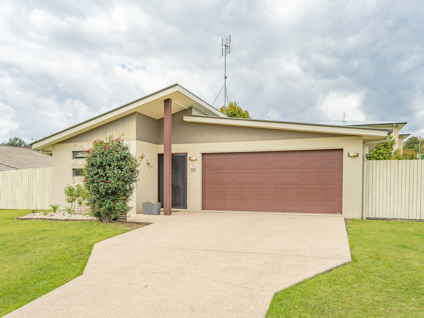 4 bedrooms House in 13 Skyline Terrace GYMPIE QLD, 4570