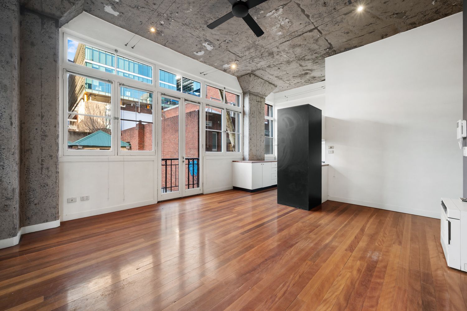 2 bedrooms Apartment / Unit / Flat in 7/7 Drewery Lane MELBOURNE VIC, 3000