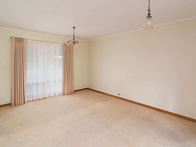 1/10 Collins Street, Hahndorf SA 5245, Image 2